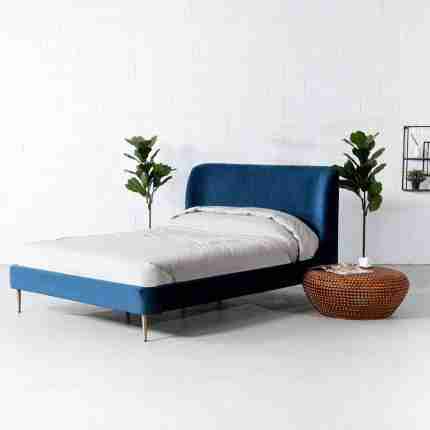 meredith bed